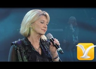 Olivia Newton John The Promise The Dolphin Song Festival De Viña Del Mar 2017 HD 1080P