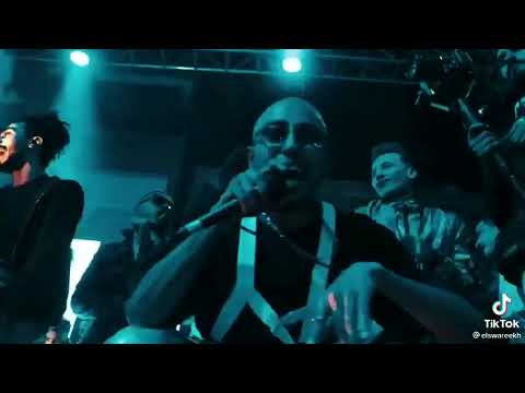 العب بيك الكرة ياض