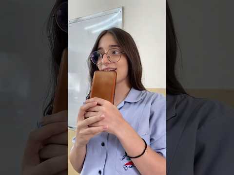 الأستاذ المفضل عند البنات