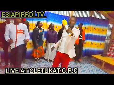 Oloisula Performing At Oletukat G R C