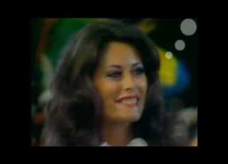Miss Universe 1975 Summer Bartholomew 2nd Runner Up U S A