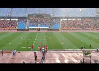 جماهير الاهلي تهتف للاعبين بالدم بالروح إفريقيا مش هتروح
