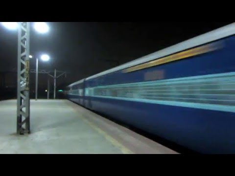 12163 Dadar Central Chennai Egmore Super Fast Express At CLA