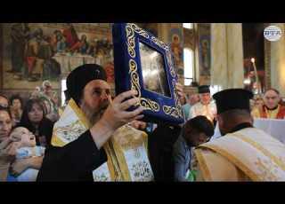 С камбанен звън в Разлог бе посрещната чудотворната Хавайска мироточива икона на Пресвета Богородица