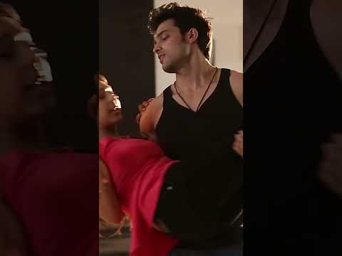 قبض الرجل على الفتاة الصداقة عنوان الحب Shorts قبض الرجل على الفتاة الصداقة عنوان الحب Shorts