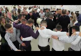 Cupca Veselie Maxima La Ion Si Ionela Formatia Universal Cernauti