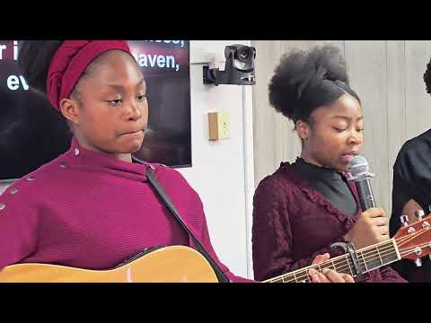 KILA DAKIKA YESU MWOKOZI