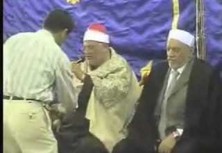 الشيخ عبدالتواب البساتيني يبكي الحضور بابتهاله الرائع ويبكي فضيله الشيخ أحمد عمر هاشم