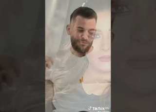 هذه الدموع ليست دليل ضعف بل هي كل ما يحتويه الكون من صدق وحنيه وقسوة الفراق