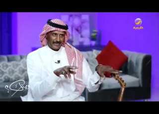فتى نجران كنت اسجل لنفسي على سوني بابين واسوي لصوتي دبل وكور س ويوم سويت صدى قالوا يغني في بير