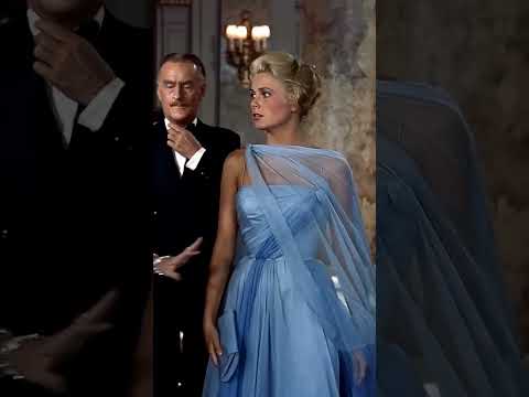 Grace Kelly S Iconic Blue Dress In To Catch A Thief Grace Kelly Dress Gracekelly