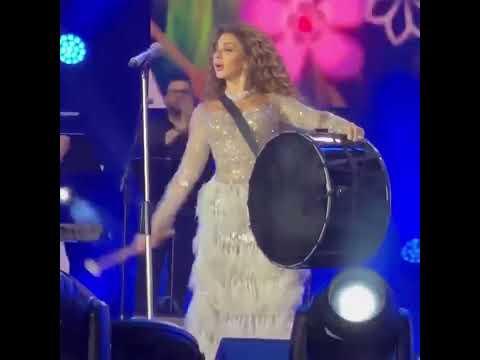 Myriam Fares Dabka Lebanon ميريام فارس هذا الحلو الدبكة هي الچوبي ميريام فارس Myriamfares