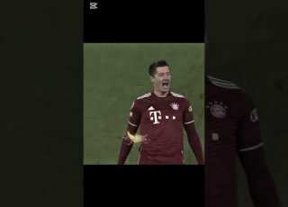 انا شاب لكن من جوا عجوز Football Lewandowski Football Barcelona Messi Rl9 Subscribe Ronaldo