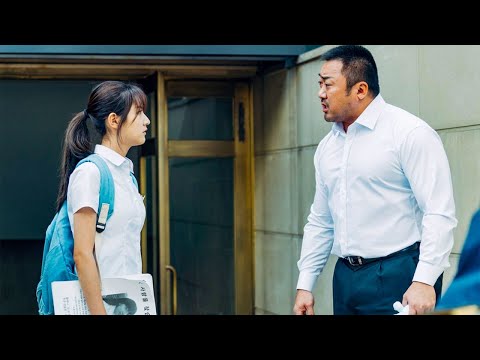 ALIACHA BOXING NA KUWA MWALIMU WA SHULE