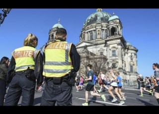  Want To Be A Police Officer In Germany Don T Be Short Or Have Narrow Hips