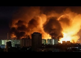 OBULUMBAGANYI BWA RUSSIA KU UKRAINE KYIV EYAKA MULILO USA ERUMBYE IRAN KILEKAWA ENTESEGANYA