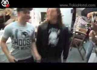 Tokio Hotel TV Episode 32 Hot Topics At Hot Topic