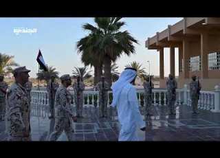 مدير مكتب سمو وزير الدفاع يزور معهد القوات الجوية والدفاع الجوي ويشارك مجندي الخدمة الوطنية الإفطار