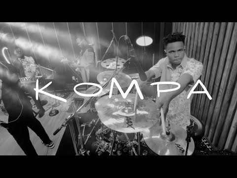 KOMPA KOMPA With The Wallstreet Band