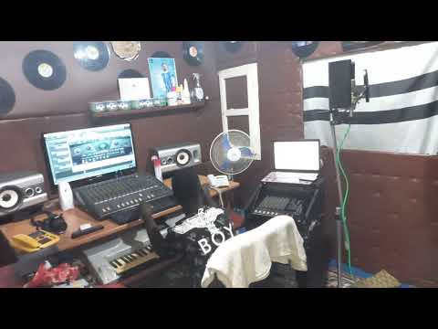 Zakiru Sali Bégué In Tameta Studio Maroua