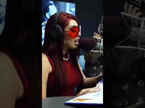 Kali Uchis Llama Llama Radio Song