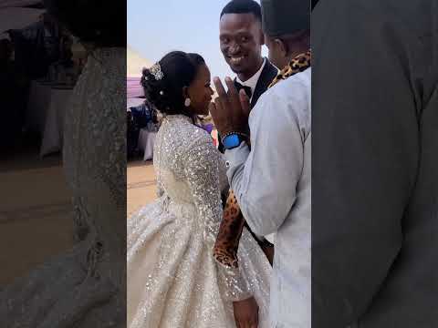 I See You Wearing Wedding Gown In 2026