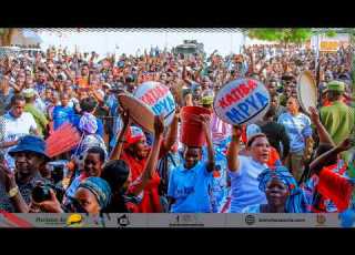 LIVE NI BALAA WANANCHI WAFURIKA KUMPOKEA HECHE SONGEA MJINI