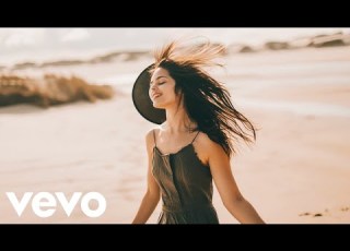  REYVI Dance With Me Italio Disco Euro 2025