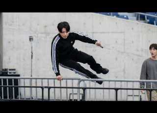  Jungkook S Crazy Action On Day 2 Of BTS S ARIRANG World Tour Becomes The World S Spotlight