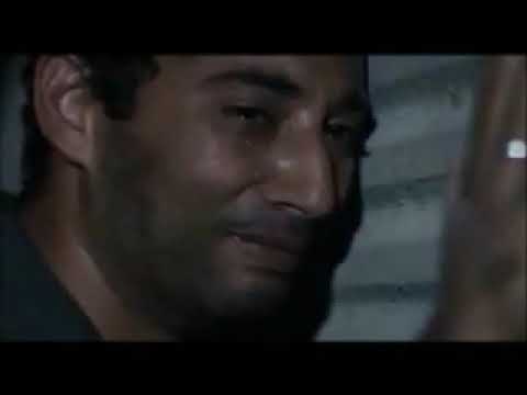 الدنيا زي المرجيحه يوم تحت وفوق وانا ماشي بتمرجح فيها من تحت لفوق والله بتمرجح فيها من تحت لفوق