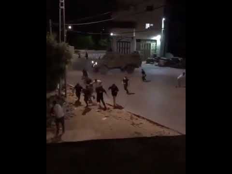 فلسطين المقاومه اضرب وريح تصيح تسلم ياحامي دار فلسطين المقاومه اضرب وريح تصيح تسلم ياحامي دار