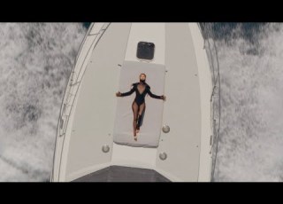  YELLE J Veux Un Chien Official Video