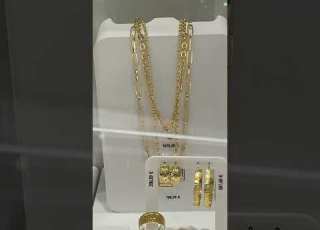  مجموعة من فلايك أو مناقيش 18k Carats دي بوكل