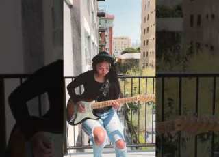  POV Ariana Grande Guitar Cover Improvisation