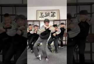 入りがいつもと違うナルトダンス ナルトダンス 科目三