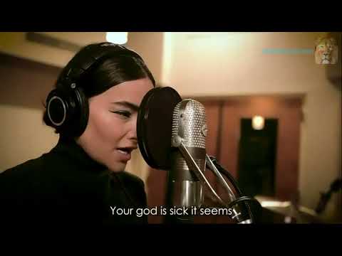 آهنگ خداوند شما کاری زیبا از هنرمند مردمی گل آذین IranRevoIution Womanlifefreedom