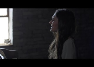 Anna Hamilton Stay Live Acoustic