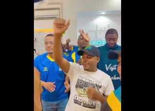 Alikamwe Aendelea Kumkingia Kifua Nyota Wa Simba Yusuph Kagoma