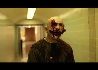 مجموعة من البشر بيحاولوا إنهم يوصلوا لمكان أمن من الزومبى ملخص فيلم The Dead Things 2