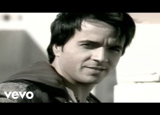 Luis Fonsi Aunque Estes Con El