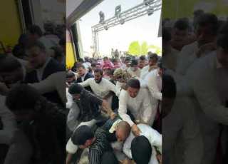  الافتتاح افتتاح محل القريات ازدحام