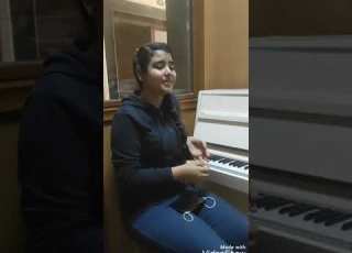 كل واحد عنده سر