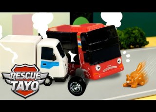Blue Rescue Team There S A Scary Animal On The Road Rescue Tayo Story Tayo Rescue Team