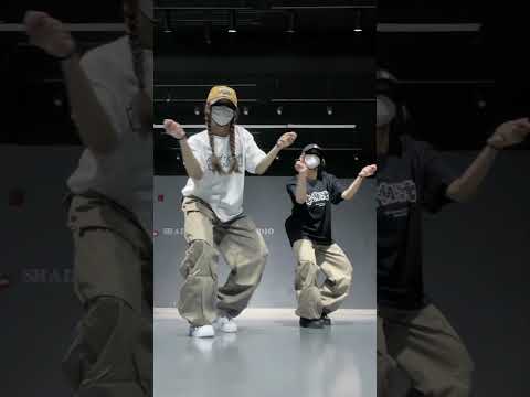 Shake It To The Max Dance Trend Tiktok Remix Dance