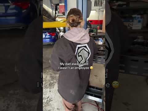 عادة ما أكون أنا من ي طلق التعليقات الساخرة عجيب Fyp Tiktok Mechanic Cars Foryou عادة ما أكون أنا من ي طلق التعليقات الساخرة عجيب Fyp Tiktok Mechanic Cars Foryou