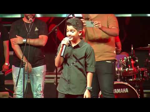 اغنية كده يا قلبي النجم محمد اسامة لايف من حفل نادي سبورتنج الاسكندرية