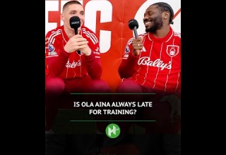 هل أولا آينا دائما متأخرة أم أنها مغنية رائعة