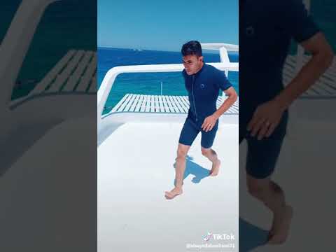 عايم فى بحر الغدر