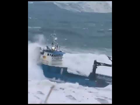 بحار هائجة وبحار صعب ليوم واحد فقط في البحر