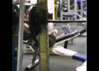 رانيا يوسف تمارس تمارين اللياقه